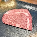 焼肉 うしのまき - 和牛霜降りロース¥3,198
