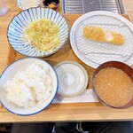 Tonkatsu Kuroda - ミックス定食(セッティング)