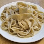 222456518 - 見事な平打ち極太うどん