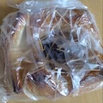 グラーティア - 持ち帰り袋有料  油染みなし