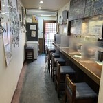 山三 - 店内