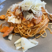 COLONIAL BEACH 横浜ハンマーヘッド - 魚介のトマトクリームパスタ ¥1,650