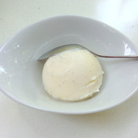 キハチ 青山本店 - メインの後の口直しのバニラアイス
