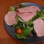 プリュファン - シャルキュトリーのサラダ