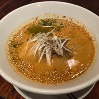 虎萬元 南青山店 - 青山椒坦々麺