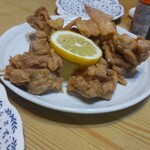 中村屋 - 鳥身の唐揚げ