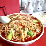 中華飯店 - 酸辣湯麺(サンラータンメン) 950円