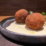 オステリア オルト - ライスコロッケ ポルチーニクリームソース