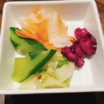 勝烈亭 - 香の物