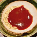 勝烈亭 - ごまソース