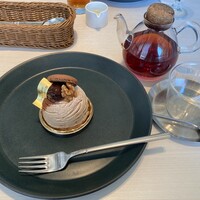 TOOTH TOOTH GARDEN RESTAURANT - 
