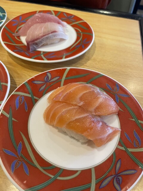 すし丸 今熊野店 - 東福寺/回転寿司 | 食べログ