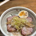 麺壱 吉兆 - 炙り焼豚ご飯