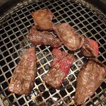 焼肉問屋くに家 - 厚切り上たん塩&くに家カルビ　出来上がり