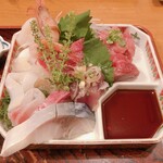 萬歳楽 - てんこ盛りのお造り♪