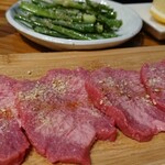 カウンター焼肉かるび - ネギ塩タン