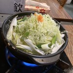 焼鳥居酒屋 ひびきやキッチン２・３ - とり鍋（小）