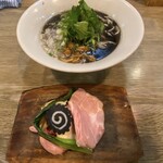 ラァメン コハク - イカ墨ラーメン