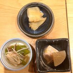 Sushi Botan - ガリと先付け2品
