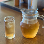 かしの木 - お水ではなくお茶です☆