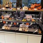 トシ・ヨロイヅカ 東京 - 