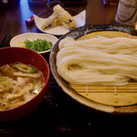 Udon Ya Kazu - ●肉汁