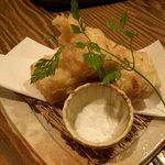 Nappa - いちじくごま豆腐の天ぷら　お塩をつけて