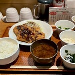 とんかつは飲み物。 - 