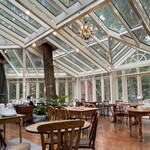 サクラマナーハウス ティールーム - コンサバトリー（サンルーム）のティールーム