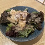 完全個室居酒屋 串ばってん 渋谷店 - 蒸し鶏と豆腐の胡麻だれサラダ