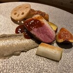 ビストロ ランプ - 鴨胸肉のロティ＝フランボワーズソース