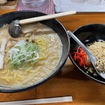 らーめん 信玄 南６条店 - 