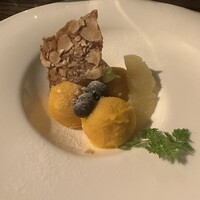 カレス - マンゴー