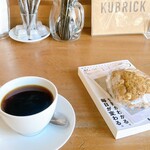 ほん屋のぱん屋 - 