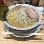 背脂ラーメン チャッチャ亭 - 