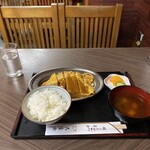 十三 大富士 - トンチグセリ定食