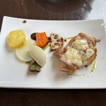 ビストロ felice - いわい鶏のモッツァレラチーズのせ焼き