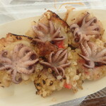 沖縄イイダコ屋 - イイダコ炙りたこ焼き　５個お入り￥800