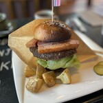 ピクニックカフェ あかつき - BLTバーガー