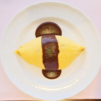 厳選洋食さくらい - オムライス 1650円 のデミグラスソース