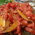 万両 - 和牛ユッケ