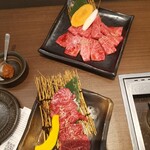 しげ吉 - 上カルビ1280円と和牛ハラミ1580円