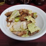 甲子家 - チャーシュー丼（300円）