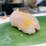 立食い寿司 根室花まる - いか耳の握り