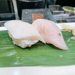 立食い寿司 根室花まる - 右からあぶらかれい　北海たこ頭