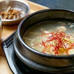 Soga shittan - 牛スジのスープ