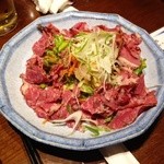 ニユートーキヨー 庄屋 - お肉たっぷりサラダ