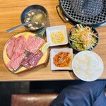 Yakiniku Jipangu - 