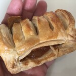 森のパイ工房 - アップルパイはこんな感じ