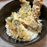 天丼てんや - 自作の秋天丼(天ぷらは半分使用)